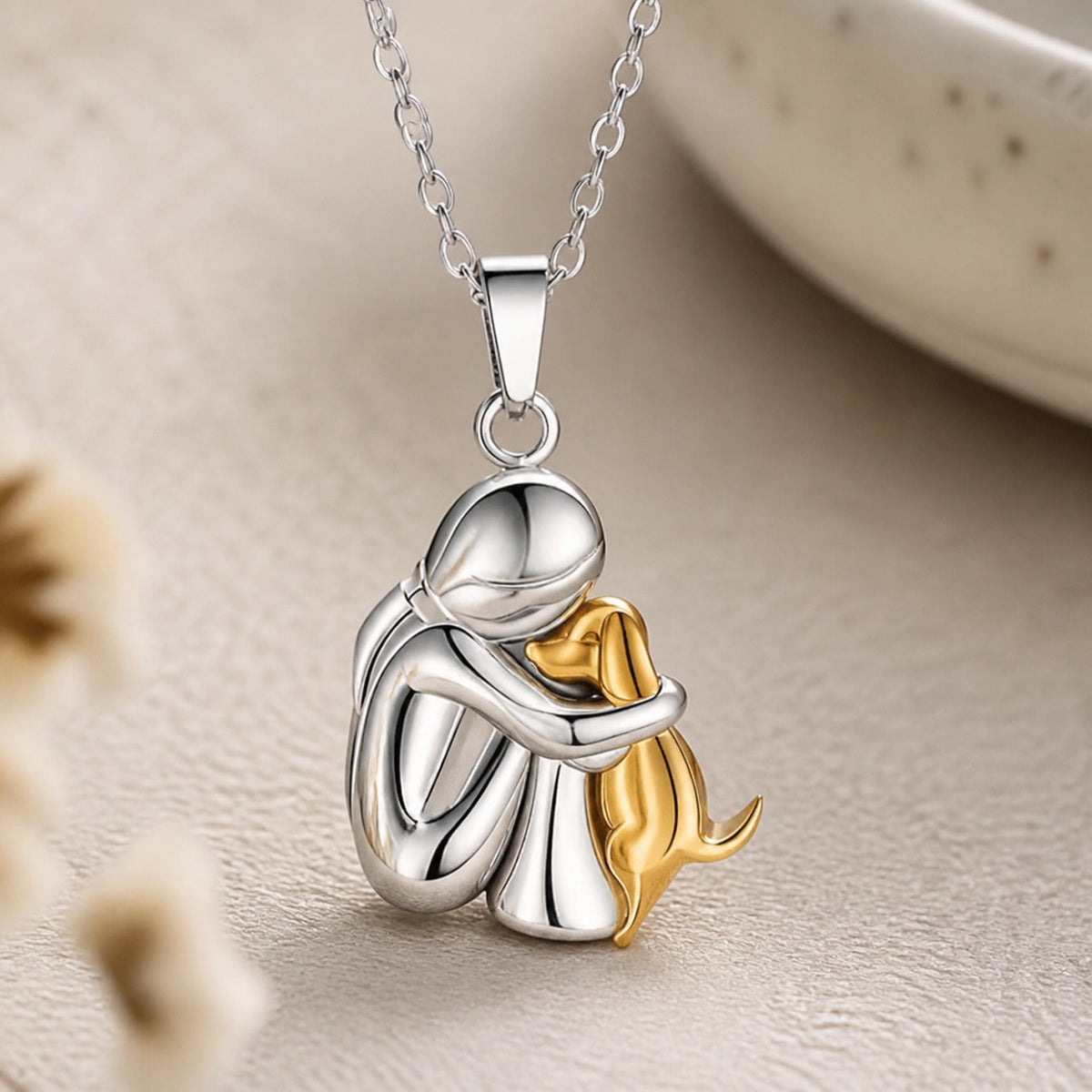 Collana con ciondolo “Eternal Bond”
